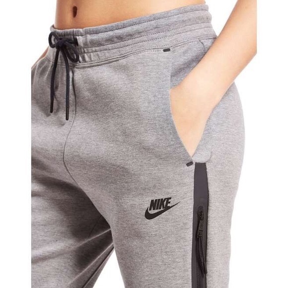 Nike Tech Pack Plus Size Sweats Joggers - Picture 2 of 2